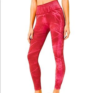Lululemon size 2 red dye leggings